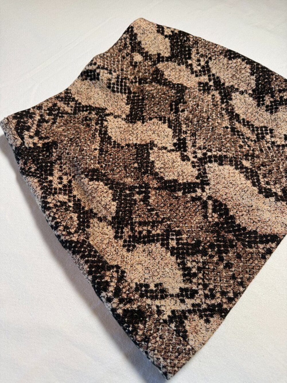 H&M Women's Brown Black Snake Print Pattern Mini Skirt Size 4